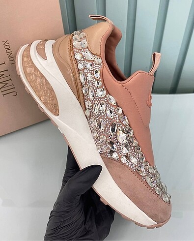 39 Beden ten rengi Renk Jimmy Choo