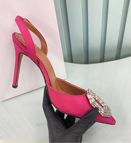 36 Beden pembe Renk Amina Muaddi pumps