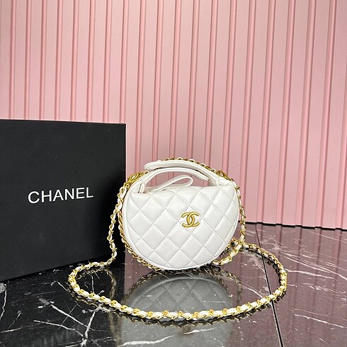 Beden Chanel cruise style bag