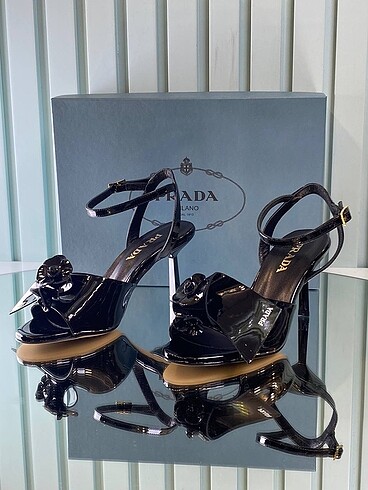 Prada Prada topuklu