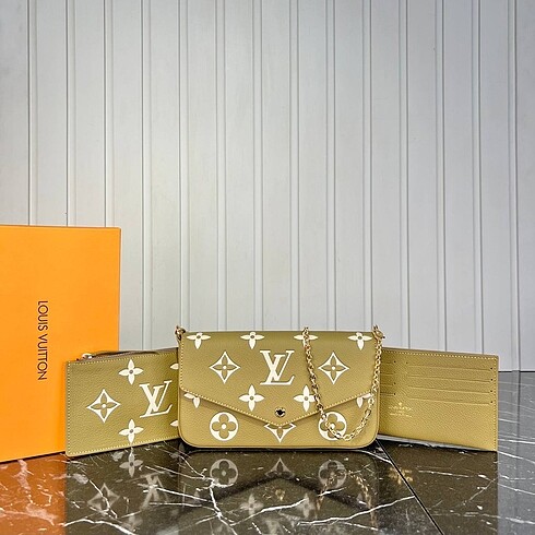 Louis Vuitton Louis Vuitton Felicie