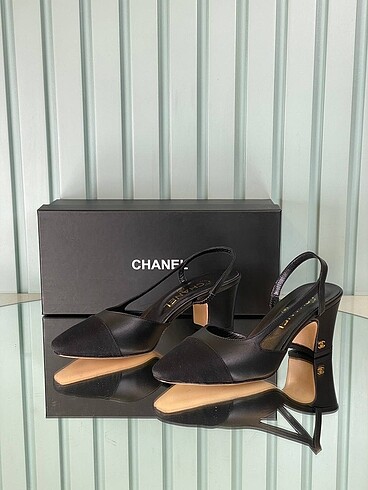 Chanel pumps