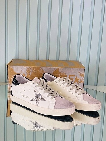 Golden Goose Super Star Sneaker