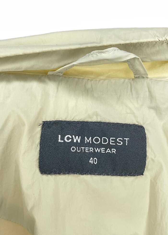 LC Waikiki Yağmurluk %70 İndirimli. - Görsel 4