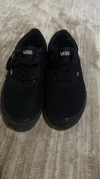 Siyah klasik vans