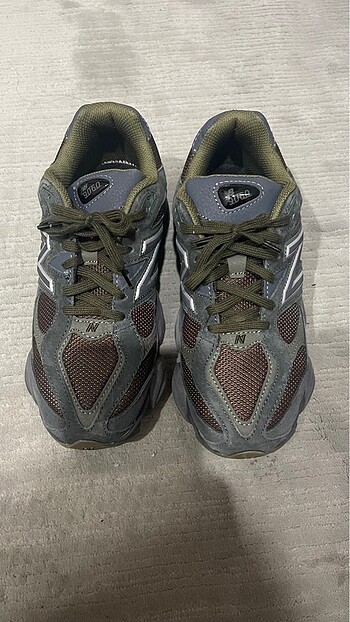 New balance 9060