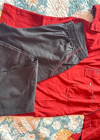 Bordo siyah Kısa Kollu Düğmeli Erkek Pijama Takımı - Görsel 2