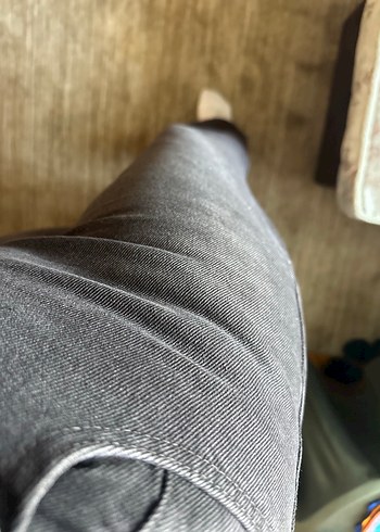 Acı kahve Rahat Kesim kesik paça detaylı jean Pantolon - Görsel 3