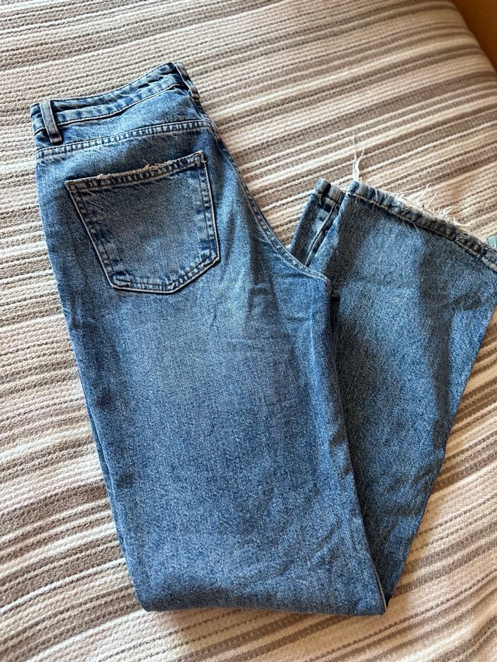 Düz kesim Yüksel bel paça detaylı jean pantolon - Görsel 2