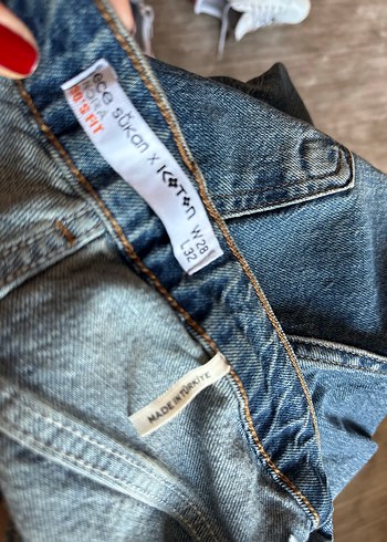 Normal bel düz kesim kesik paça detaylı jean pantolon - Görsel 4