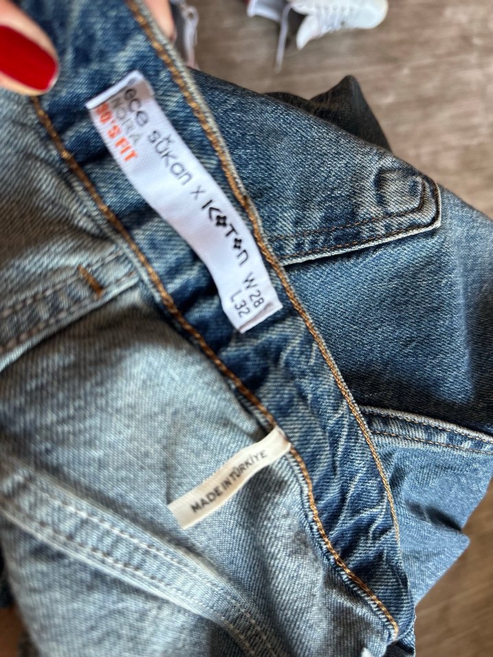 Normal bel düz kesim kesik paça detaylı jean pantolon - Görsel 4