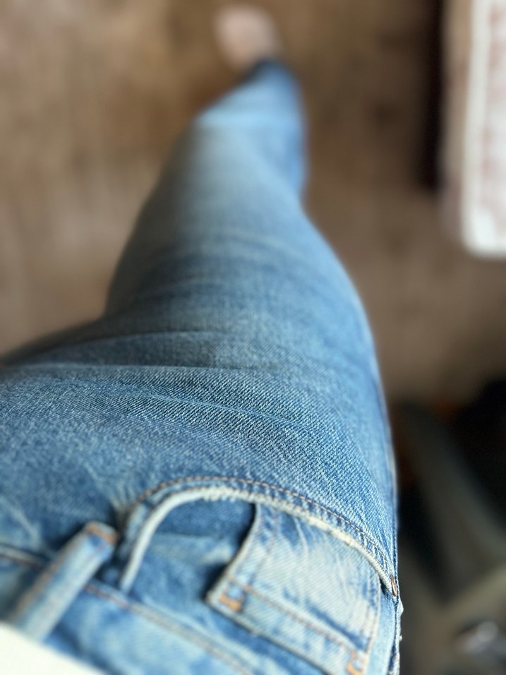 Normal bel düz kesim kesik paça detaylı jean pantolon - Görsel 3