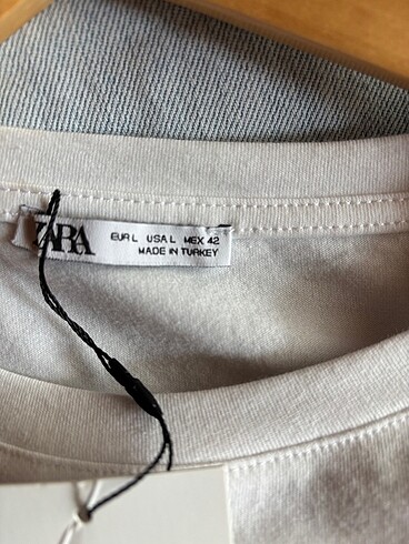 Zara Beyaz zara tshirt