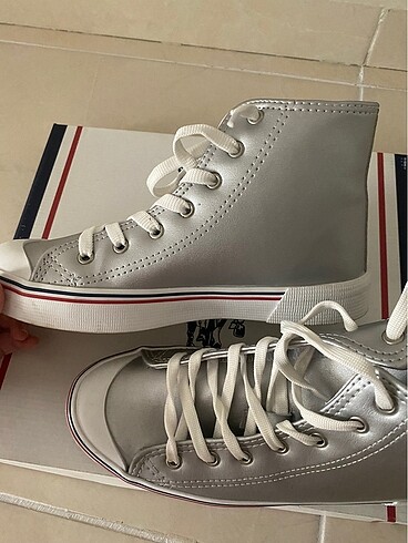 U.S Polo Assn. Sneaker