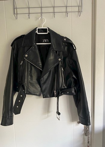 s Beden Zara Siyah Deri Biker Ceket