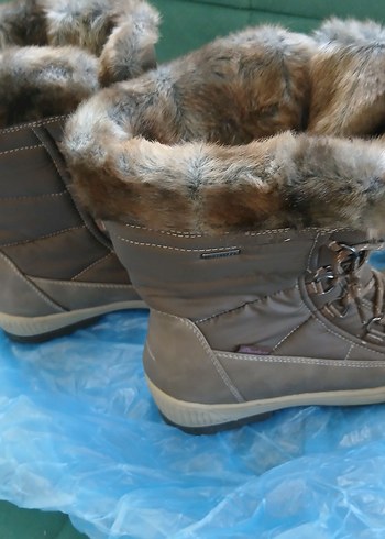 Bej Kürklü Kadın Dolgu Topuk kar Botu - Görsel 4
