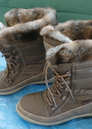 Bej Kürklü Kadın Dolgu Topuk kar Botu - Görsel 3