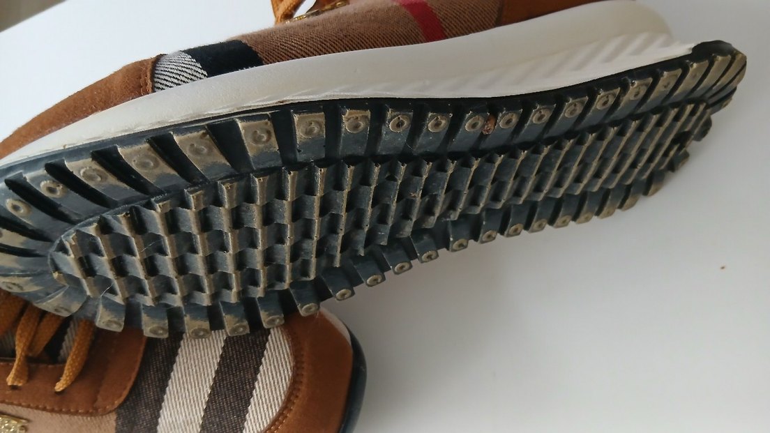 Kahverengi Ekose Desenli Kadın Dolgu Topuklu Spor Ayakkabı - Görsel 5