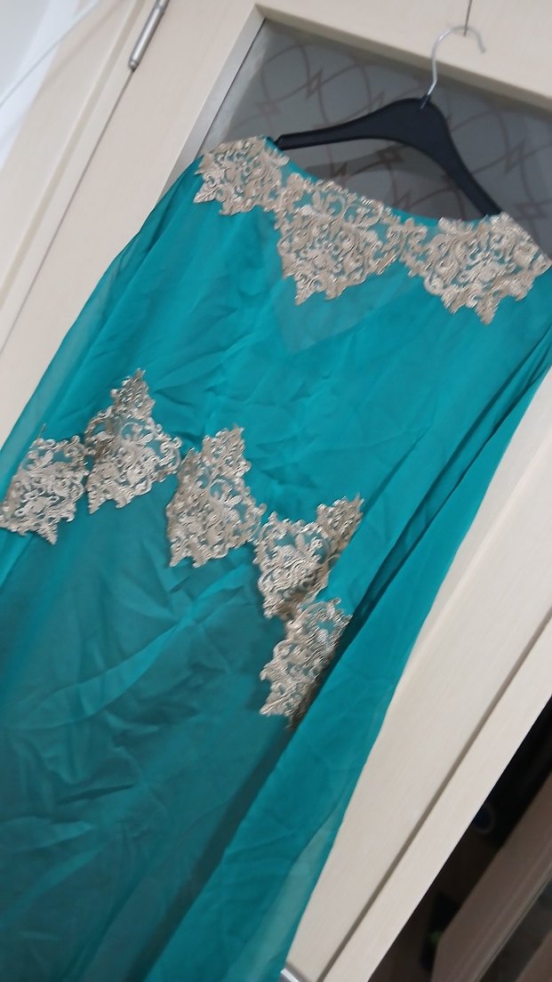 Turkuaz İşlemeli Uzun Abiye  şifon, tül pelerin. - Görsel 2