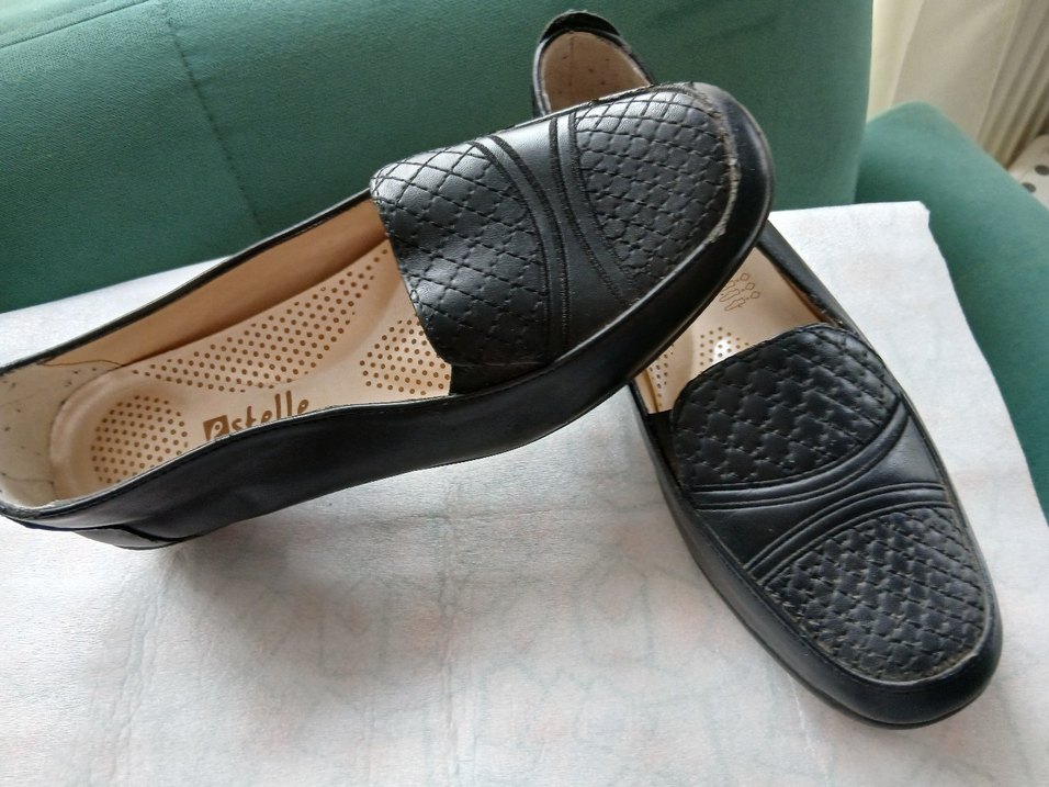 Siyah Parlak Dolgu Topuklu Kadın Babet - Görsel 3