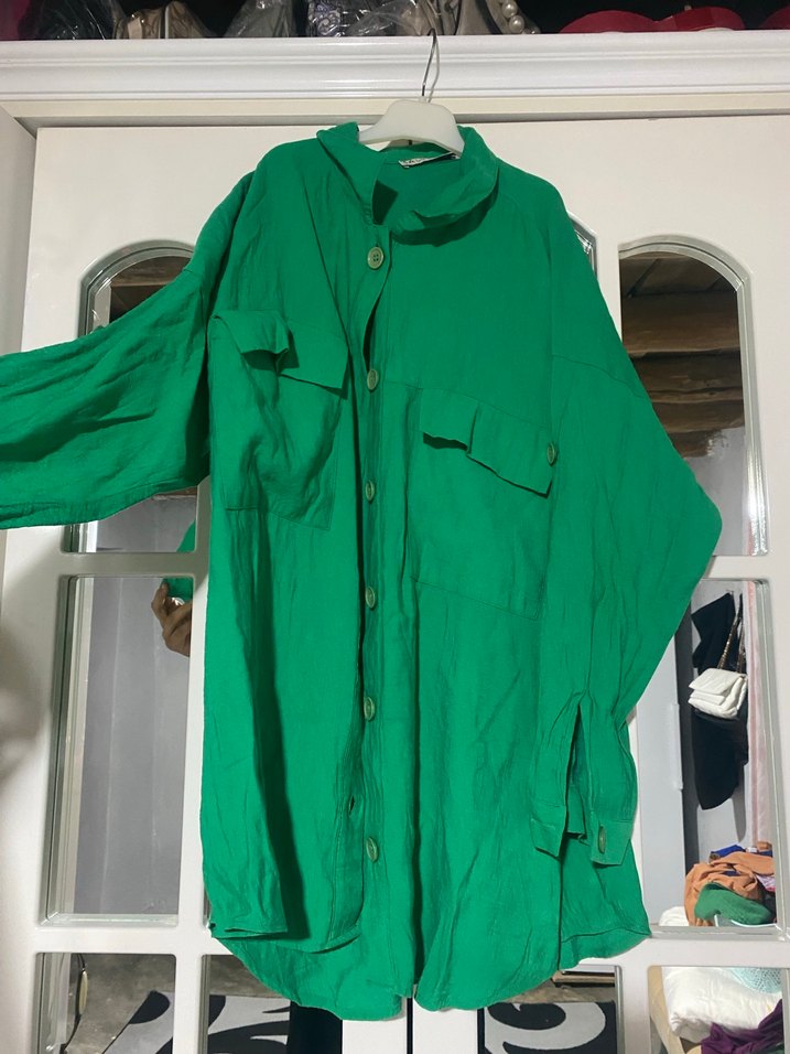 Düğmeli Yeşil Keten Uzun Kollu Gömlek - Görsel 2