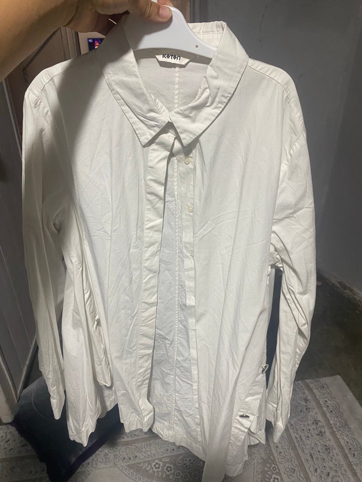 Düğmeli Beyaz Keten Uzun Kollu Gömlek - Görsel 2