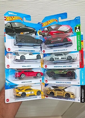 Hot Wheels süper 8 li Nissan Lot 