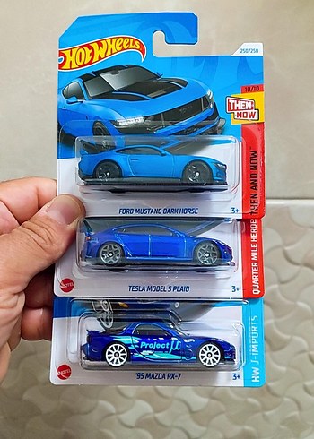 Hot Wheels 3'lü Mavi Lot