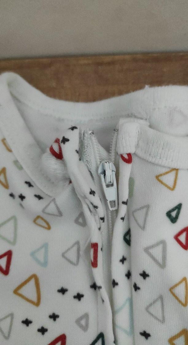 Beyaz Desenli Bebek Tulumu - Görsel 3