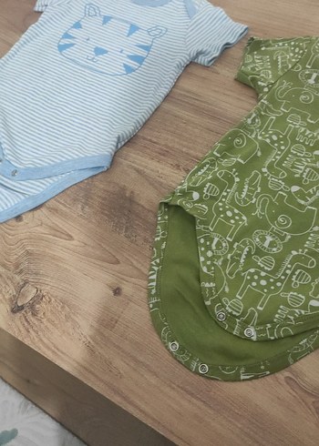 Kısa Kollu, Bohem Stil Erkek Bebek Body - Görsel 5