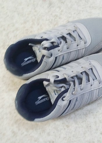 Gri Slazenger Bağcıklı Spor Ayakkabı - Görsel 3