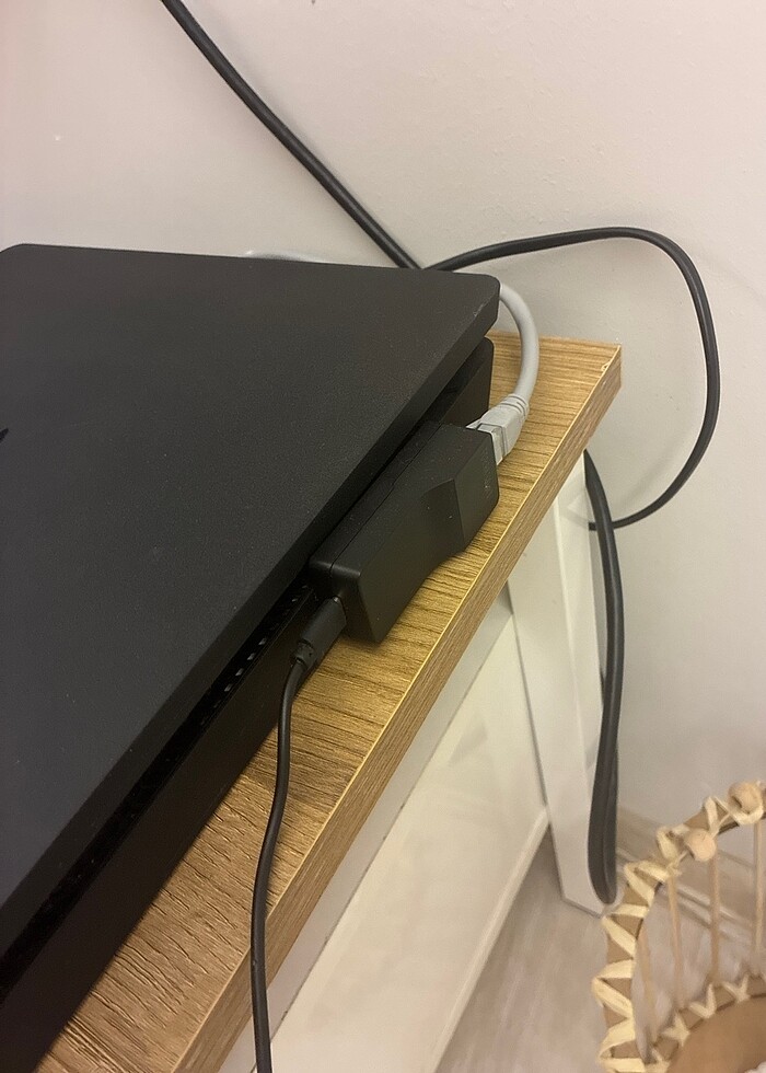 Ps4 slim kasa - Görsel 3