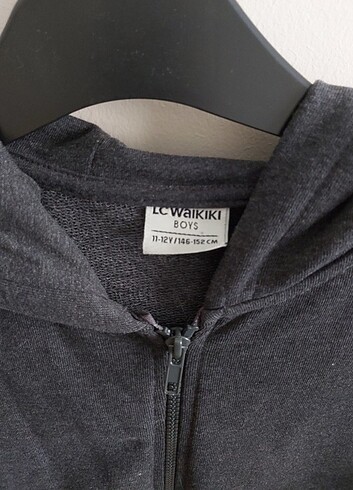 Kapşonlu sweatshirt 