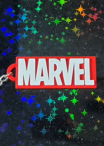 Diğer Renkli Marvel Zincir Detaylı Anahtarlık