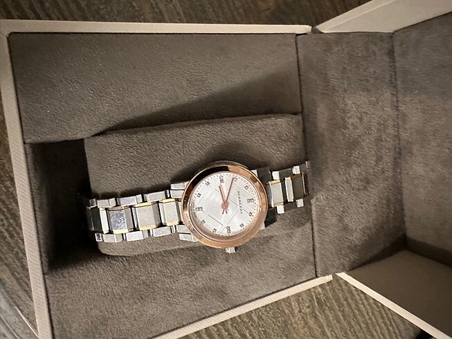 Burberry Burberry orijinal saat