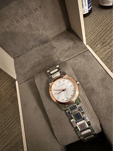 s Beden Burberry orijinal saat