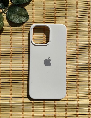 iPhone 14 pro max lansman beyaz kılıf