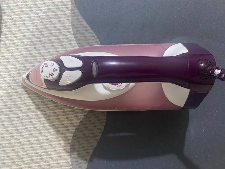 Beyaz Arnica Buharlı Ütü - Görsel 2