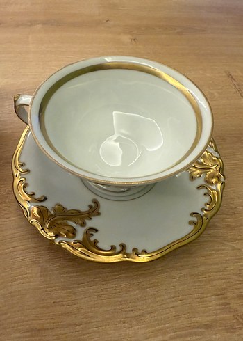 American Vintage Wavel Altın Varaklı İnce Porselen Fincan ve Tabak