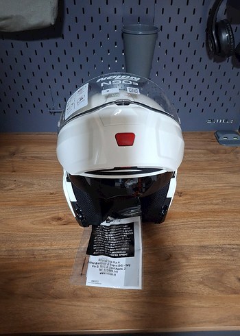 nolan n90-3 M beden motosiklet kaskı - Görsel 3