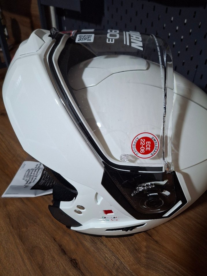 nolan n90-3 M beden motosiklet kaskı - Görsel 5