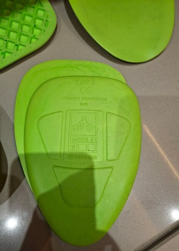 Yeşil Kauçuk Motosiklet Dizlikleri Velcro'lu - Görsel 2