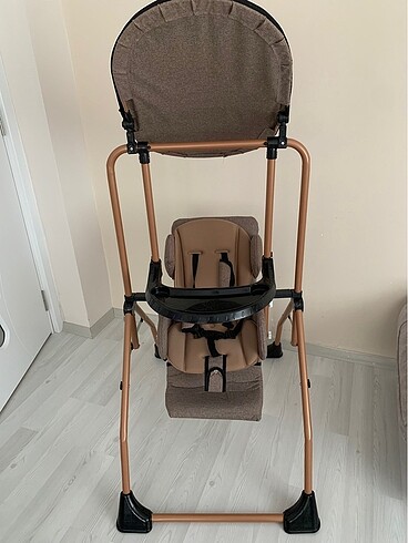 Saklanan salıncak mama sandalyesi