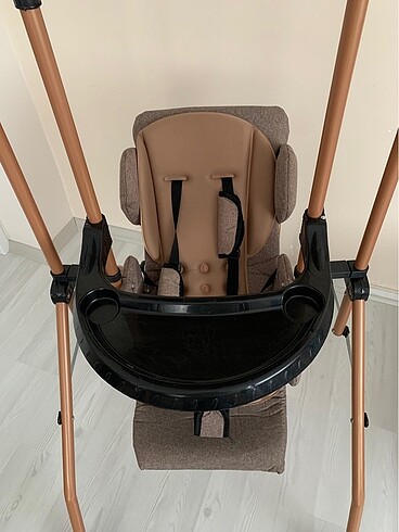 Diğer Saklanan salıncak mama sandalyesi