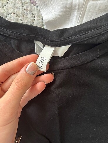 m Beden h&m basic