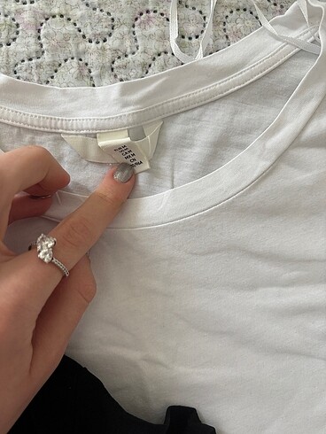 m Beden beyaz Renk h&m basic
