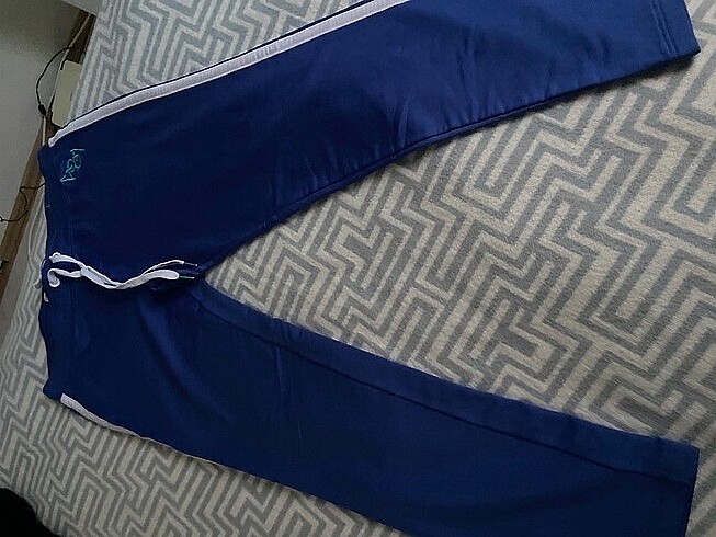 Aeropostale Aeropostale alt
