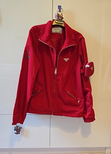 Prada rüzgarlık 