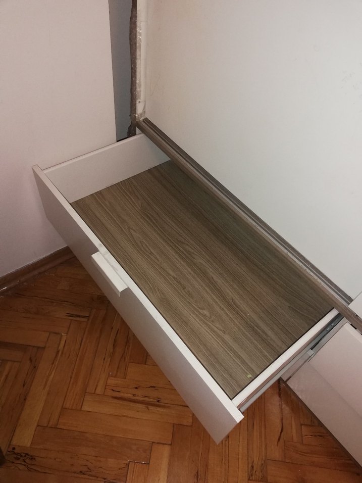 İKEA Sürgülü Dolap - Görsel 3