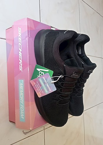 Skechers Siyah Kadın Spor Ayakkabı